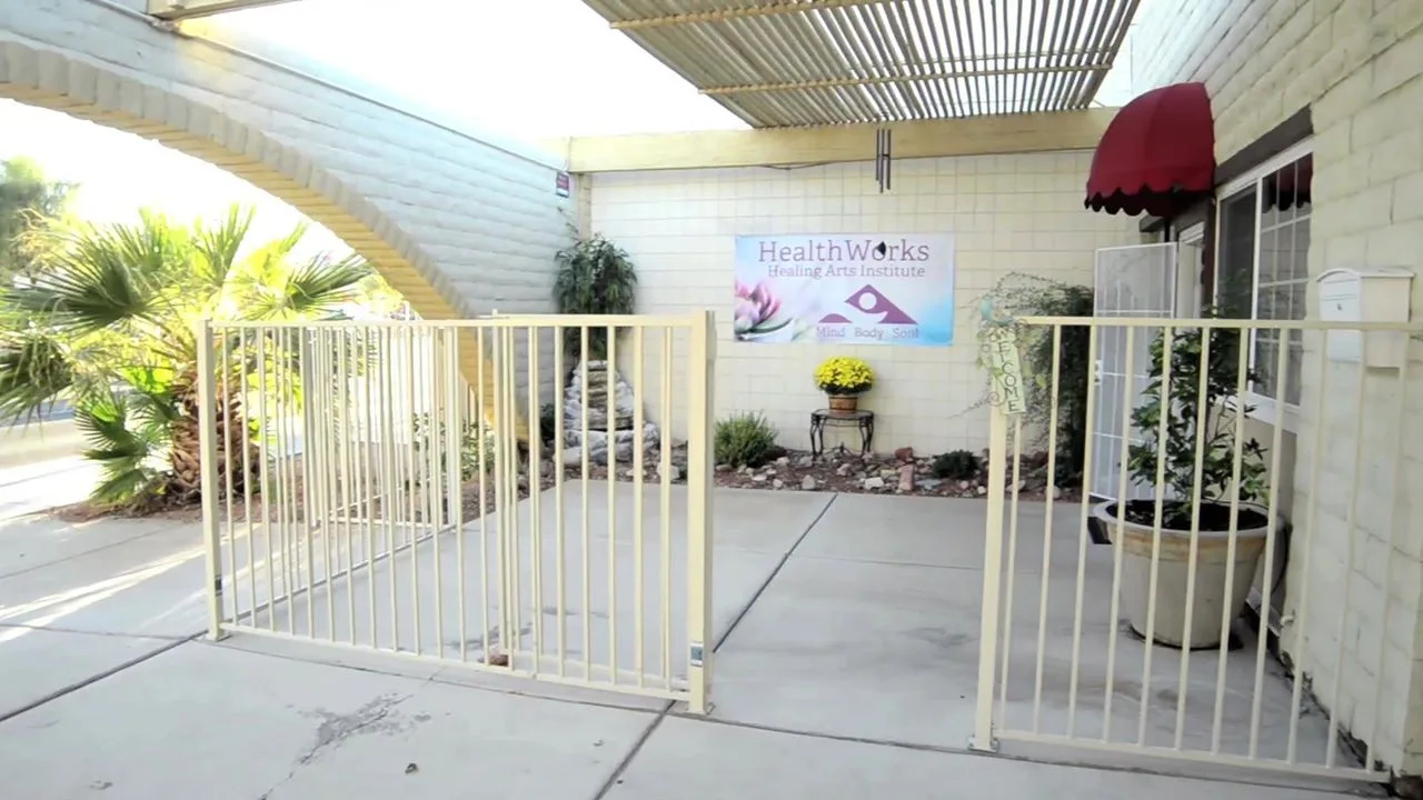 HealthWorks Colon Hydrotherapy Institute