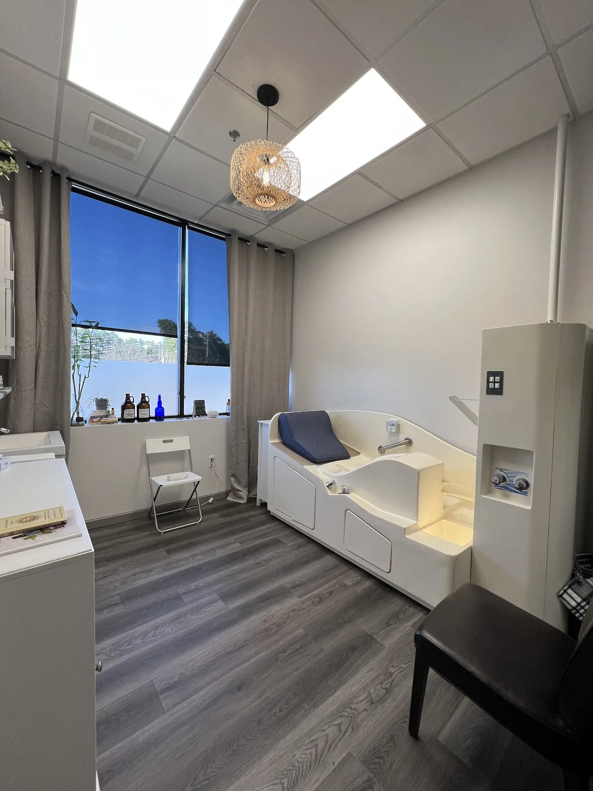 The Essential Nurse Colonics